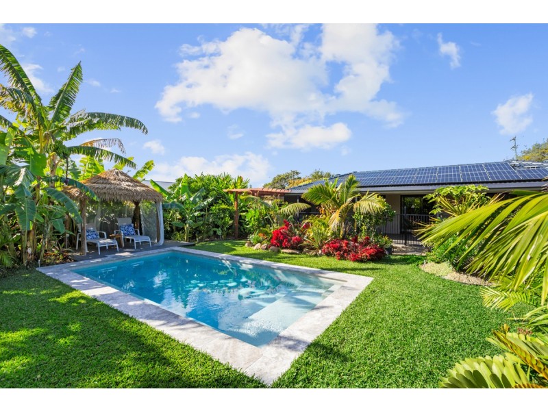 142 Sycamore Parade, Victoria Point QLD 4165