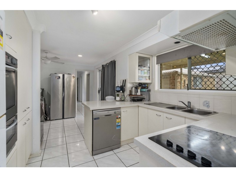 8 Woonara Street, Capalaba QLD 4157