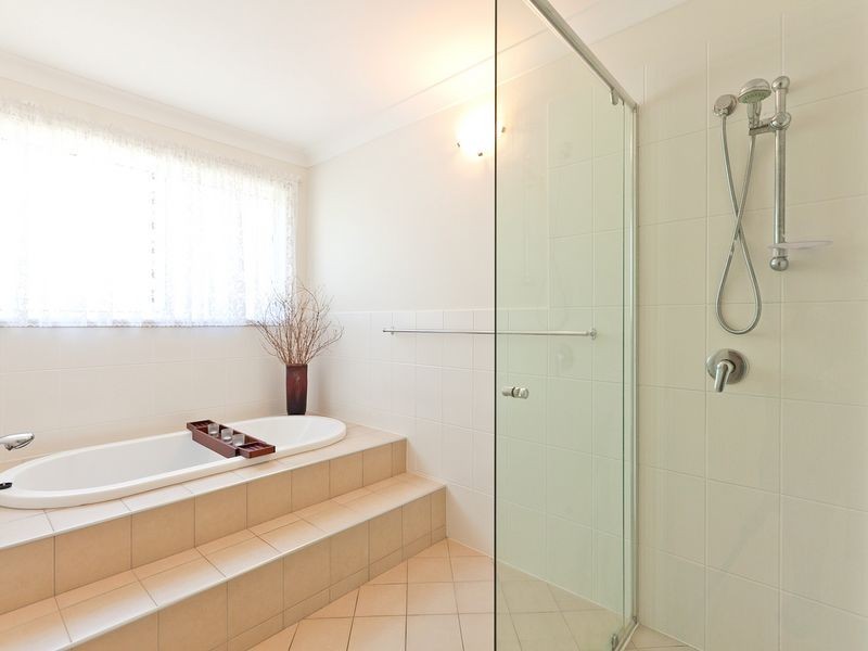 43 Thorne Road, Birkdale QLD 4159