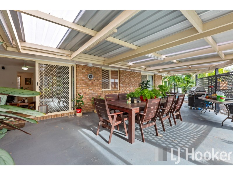 5 Poinciana Avenue, Victoria Point QLD 4165