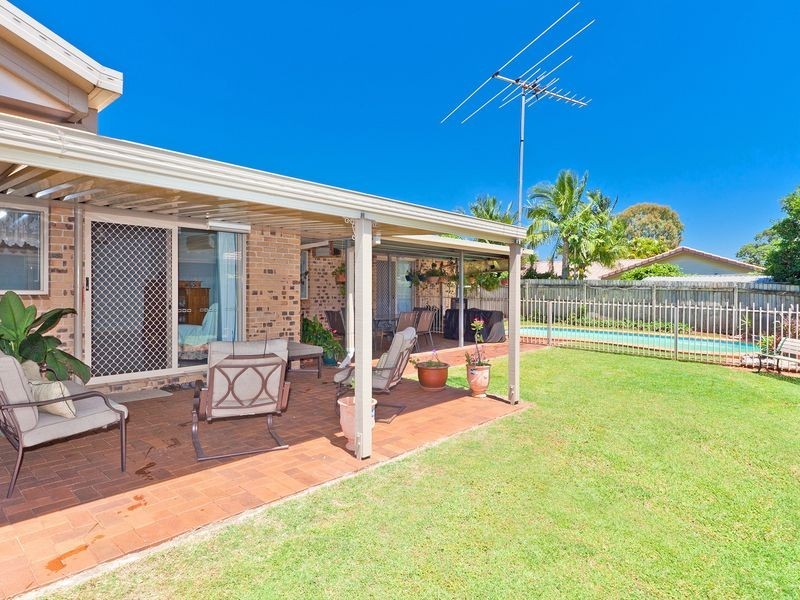 44 Seagull Street, Victoria Point QLD 4165