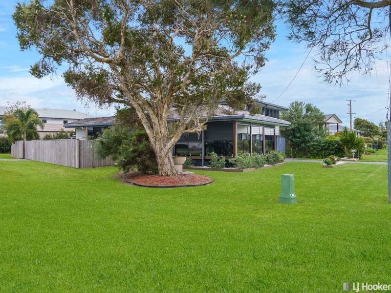 41 Thompson Esplanade, Victoria Point QLD 4165