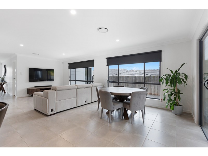 31A Lynch Crescent, Birkdale QLD 4159