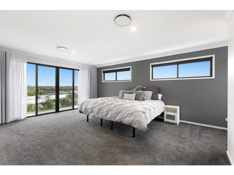 31A Lynch Crescent, Birkdale QLD 4159