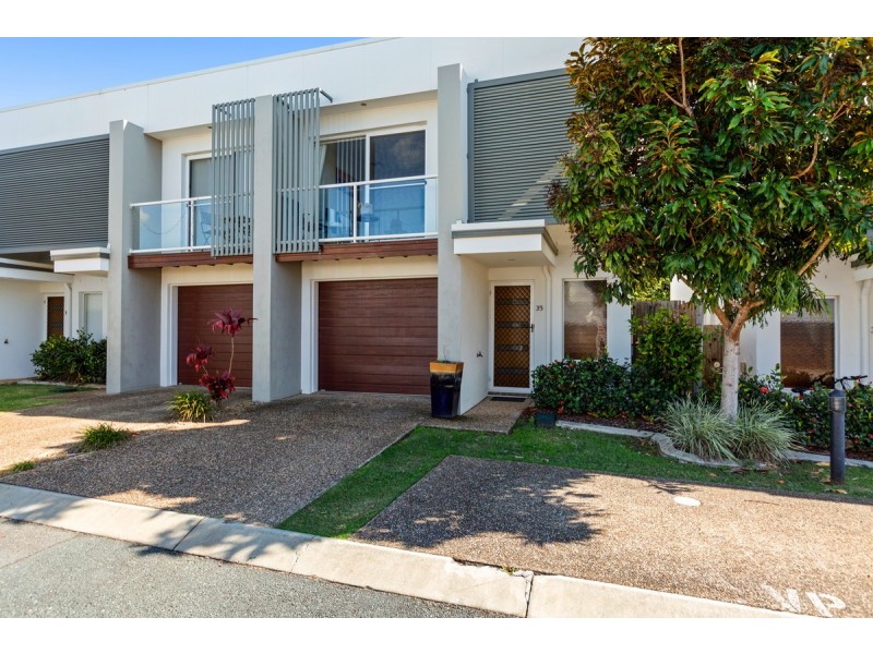 35/57 Charles Canty Drive, Wellington Point QLD 4160