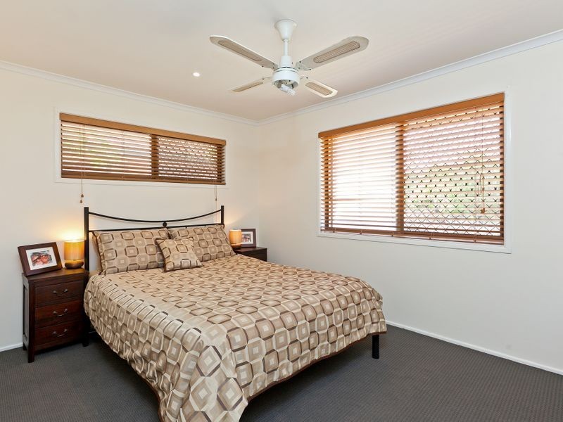 15 Sandpiper Street, Wellington Point QLD 4160