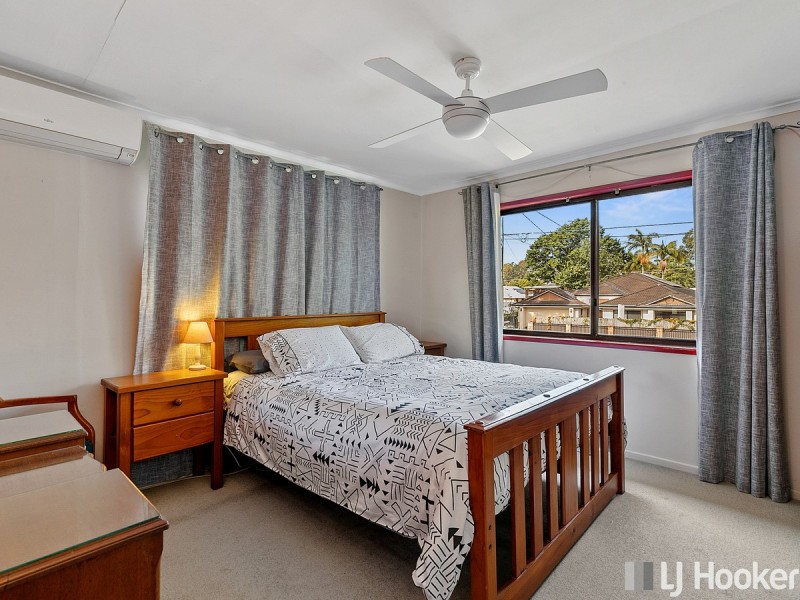 16 Surman Street West, Birkdale QLD 4159