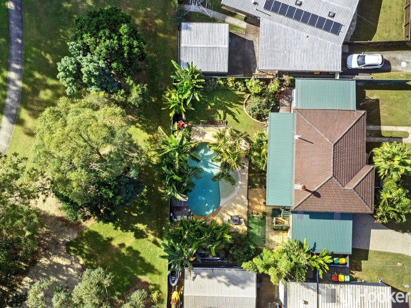 16 Surman Street West, Birkdale QLD 4159