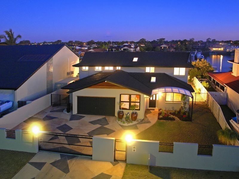31 Anchorage Drive, Raby Bay QLD 4163
