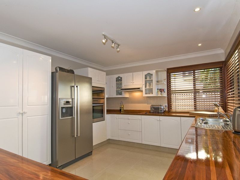 31 Anchorage Drive, Raby Bay QLD 4163