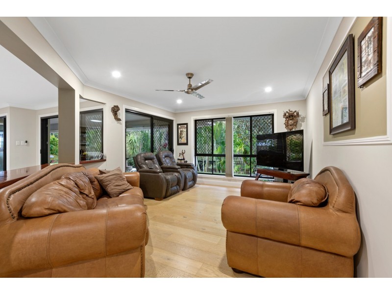 52 Habitat Drive, Redland Bay QLD 4165