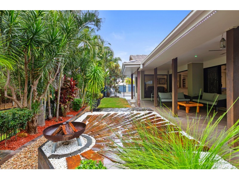 52 Habitat Drive, Redland Bay QLD 4165