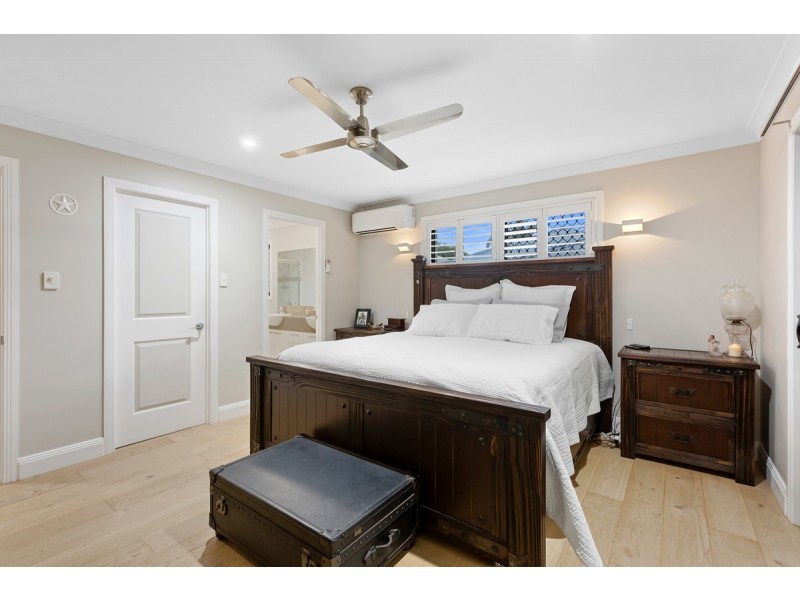 52 Habitat Drive, Redland Bay QLD 4165