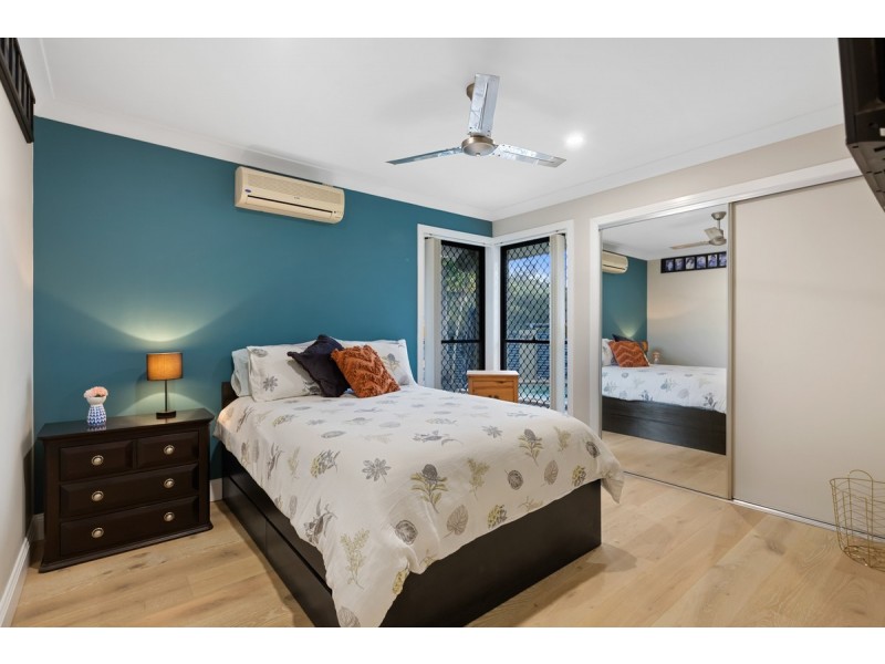 52 Habitat Drive, Redland Bay QLD 4165