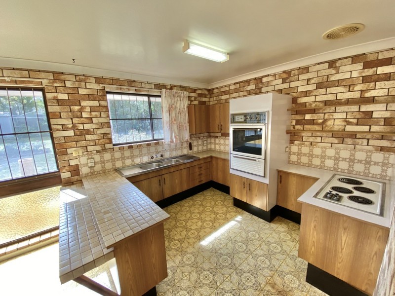 21 Cambridge Drive, Alexandra Hills QLD 4161