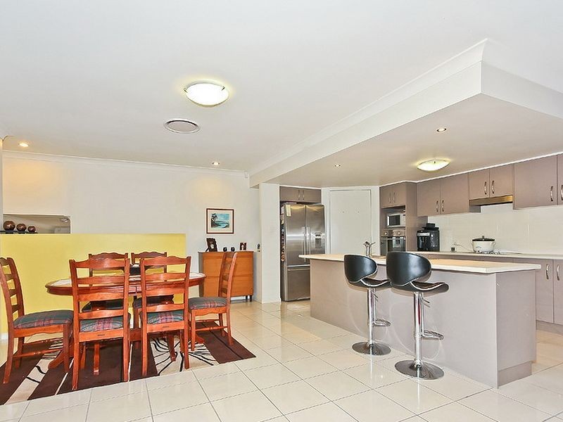16 Cypress Street, Redland Bay QLD 4165