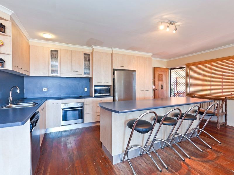 10 Paranka Drive South, Cleveland QLD 4163