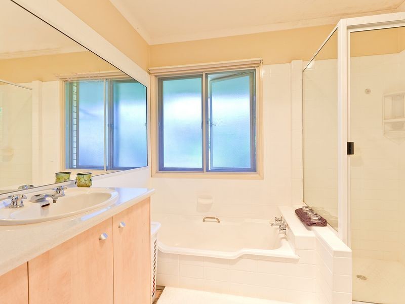 10 Paranka Drive South, Cleveland QLD 4163