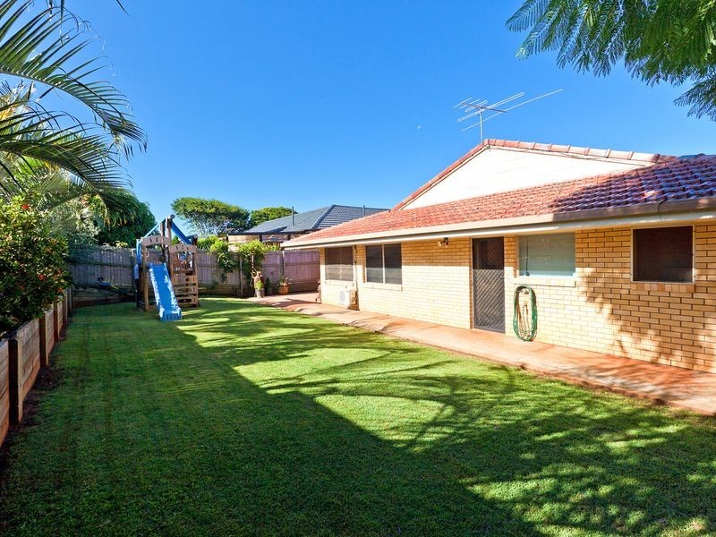 10 Paranka Drive South, Cleveland QLD 4163