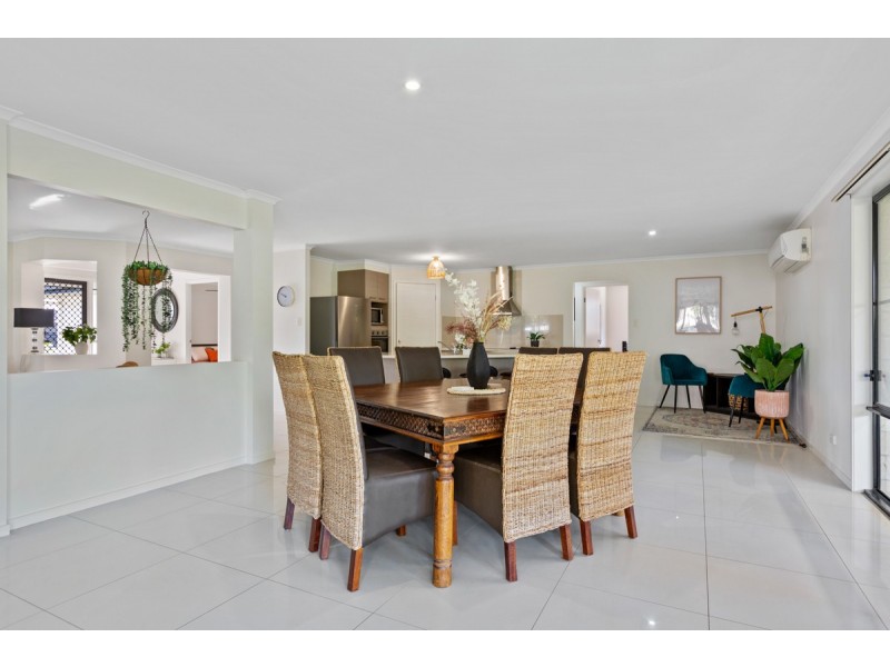 3 Vedson Street, Birkdale QLD 4159