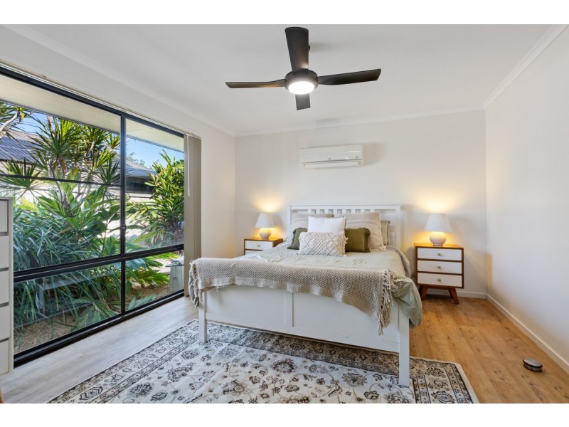 3 Vedson Street, Birkdale QLD 4159