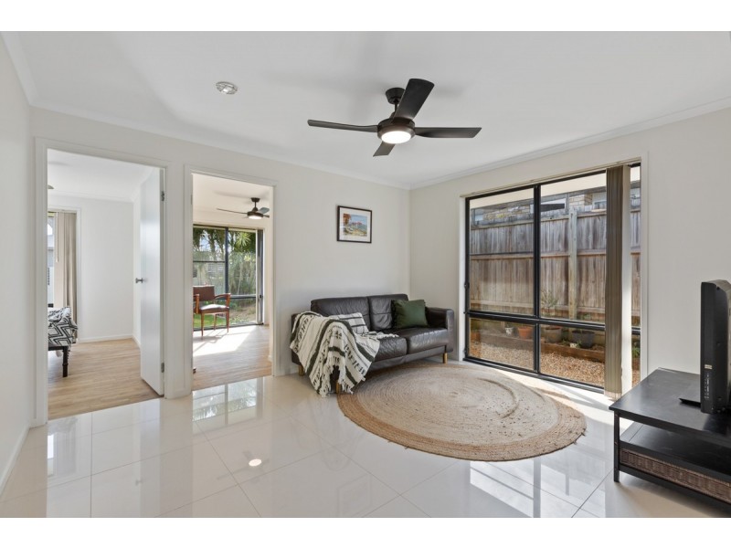 3 Vedson Street, Birkdale QLD 4159