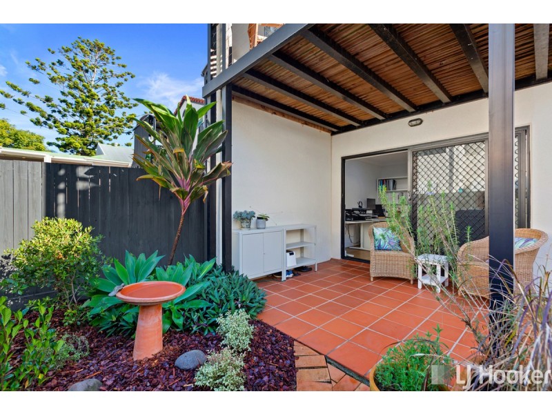 7/68 Shore Street East, Cleveland QLD 4163