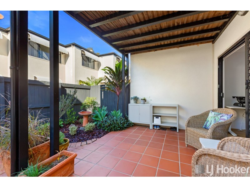 7/68 Shore Street East, Cleveland QLD 4163