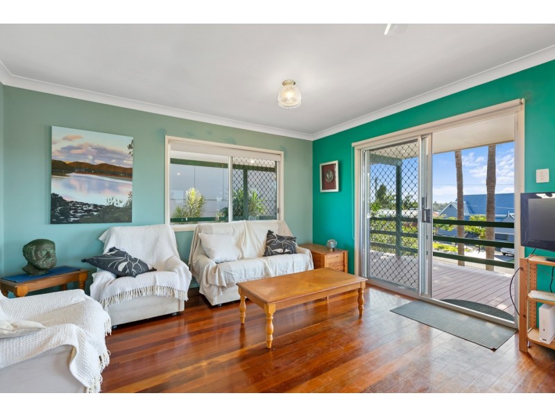 3 Schooner Street, Russell Island QLD 4184