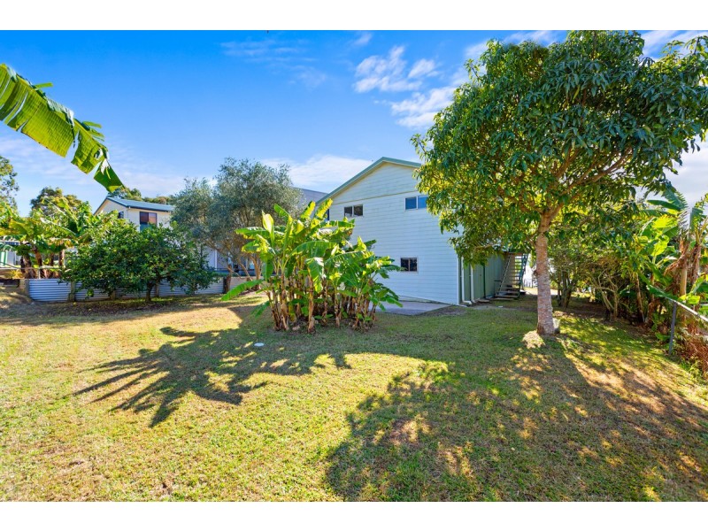 3 Schooner Street, Russell Island QLD 4184