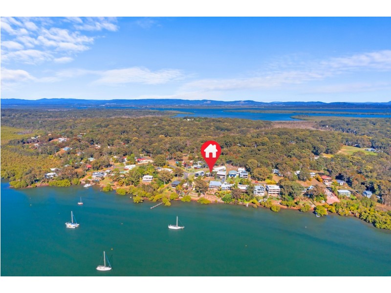 3 Schooner Street, Russell Island QLD 4184