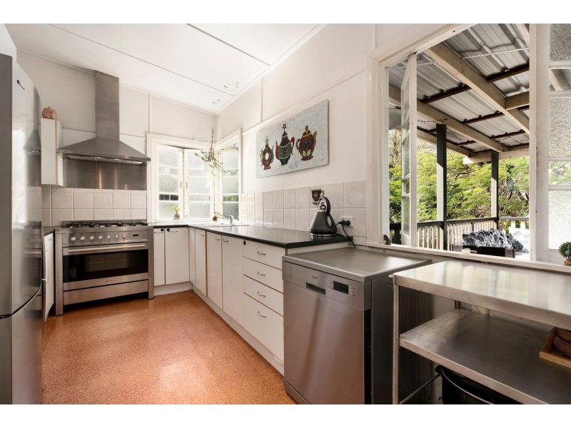 9 Fagan Road, Herston QLD 4006