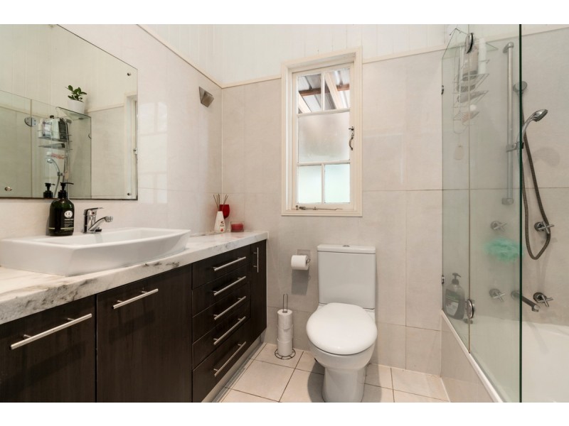 9 Fagan Road, Herston QLD 4006