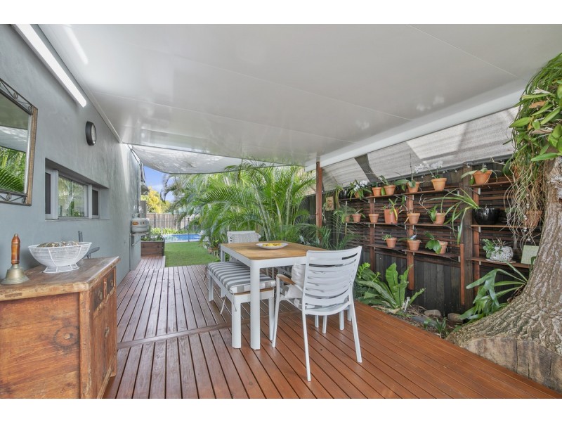 25 Macadamia Street, Victoria Point QLD 4165