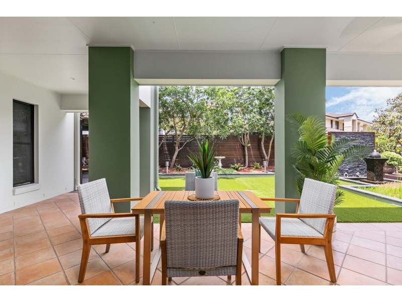 8 Seabrae Drive, Redland Bay QLD 4165