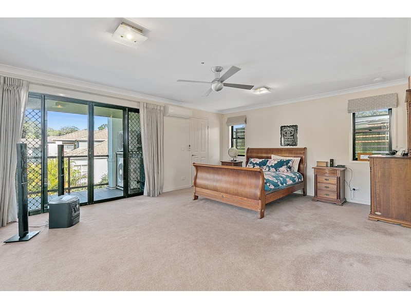 8 Seabrae Drive, Redland Bay QLD 4165