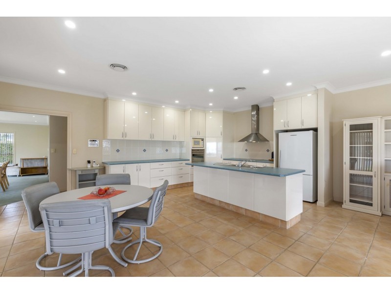 19 Wilson Street, Victoria Point QLD 4165