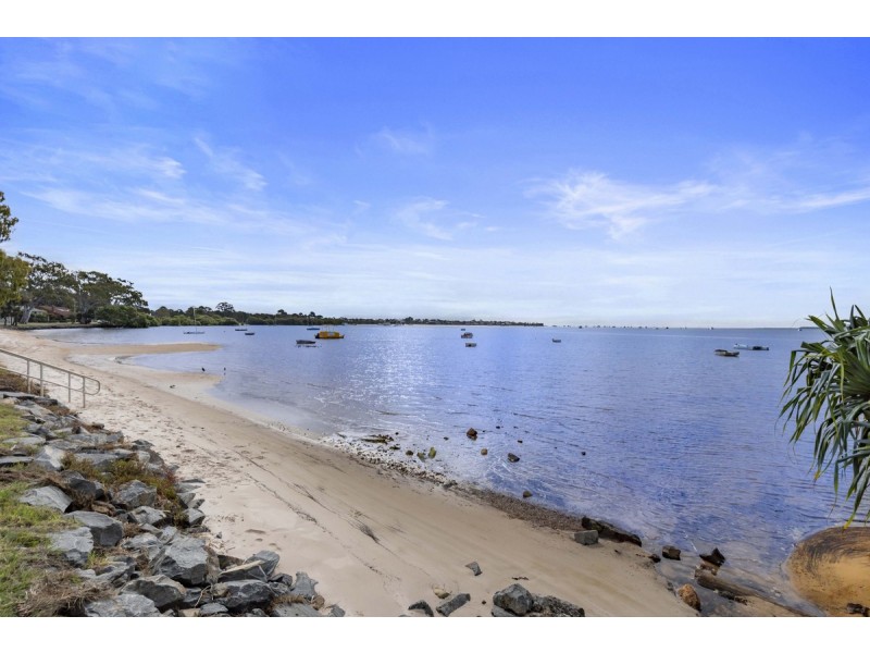 19 Wilson Street, Victoria Point QLD 4165