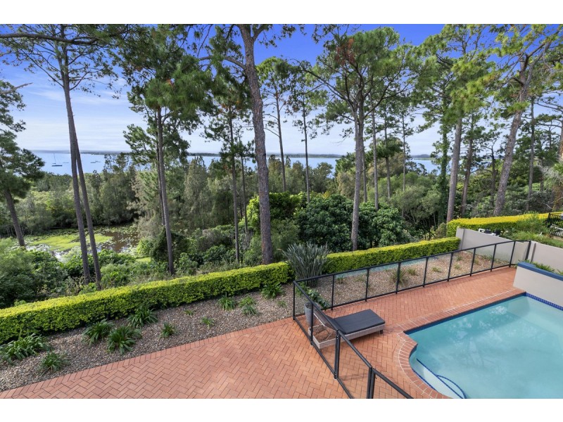 21 The Rampart, Redland Bay QLD 4165