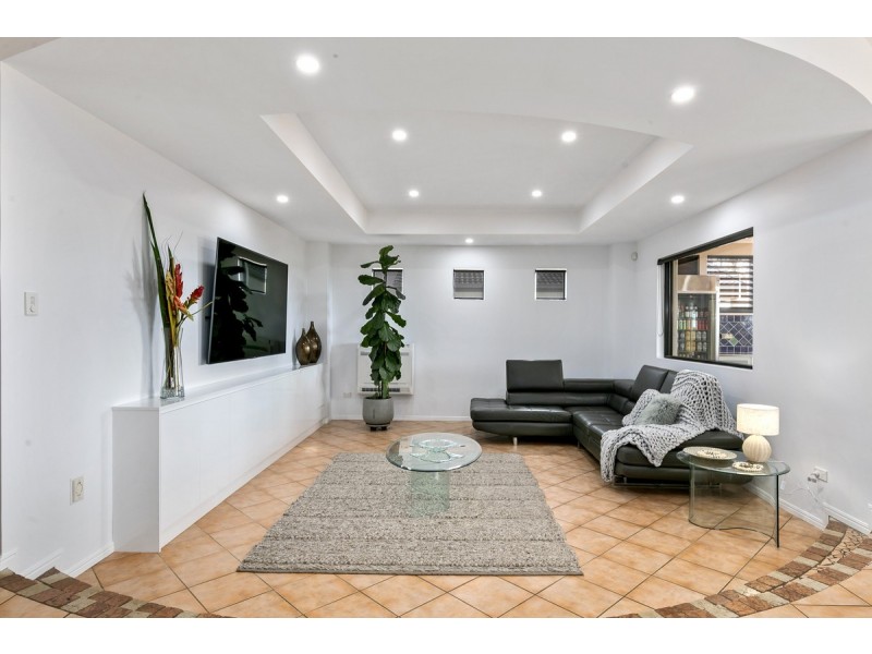 21 The Rampart, Redland Bay QLD 4165