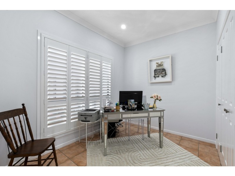 21 The Rampart, Redland Bay QLD 4165