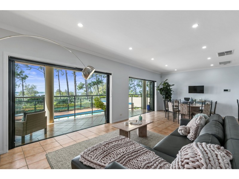 21 The Rampart, Redland Bay QLD 4165