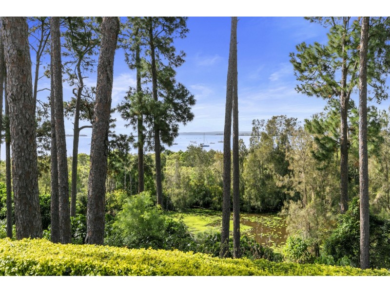 21 The Rampart, Redland Bay QLD 4165