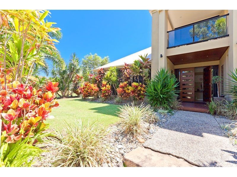 8 Whepstead Avenue, Wellington Point QLD 4160