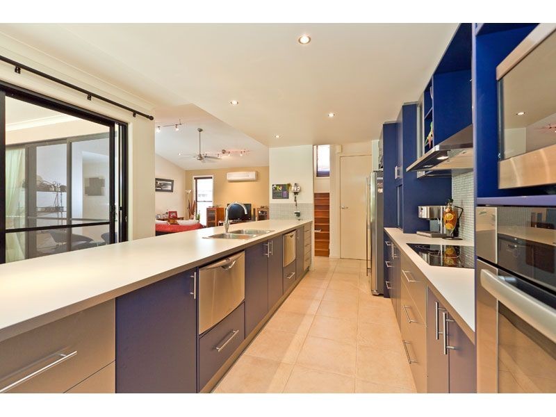8 Whepstead Avenue, Wellington Point QLD 4160