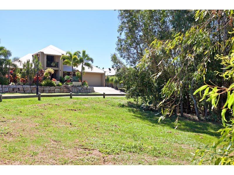 8 Whepstead Avenue, Wellington Point QLD 4160