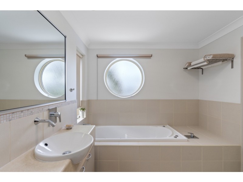 53/13-14 Esperance Court, Raby Bay QLD 4163