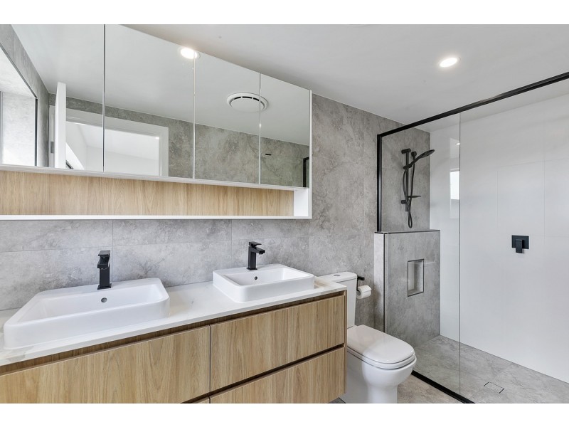 14/143-149 Esplanade, Redland Bay QLD 4165