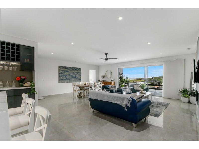 81/45 Shore Street East, Cleveland QLD 4163