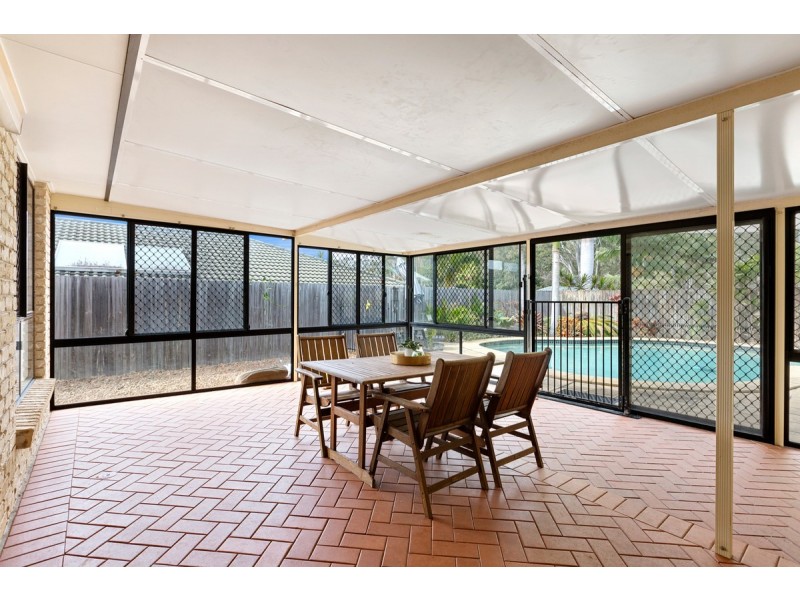 9 Farnham Street, Wellington Point QLD 4160